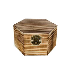 Caja de joyería hexagonal de madera maciza con cerradura, organizador de almacenamiento para embalaje de regalos - Product Image 1