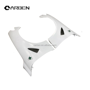 Guardabarros estilo GTAM para Alfa Romeo Giulia, Guardabarros Delanteros de Fibra de Vidrio - Product Image 1