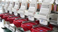 Nouvelle machine à broder industrielle informatisée à 8 têtes, 12-20 aiguilles, 1200 tr/min, avec dispositifs optionnels (paillettes/cordons/perles)