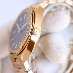 Anillo Clásico de Acero Inoxidable con Zafiro, Luminoso, de Alta Calidad, Deportivo, Elegante y Resistente al Agua - Product Image 5