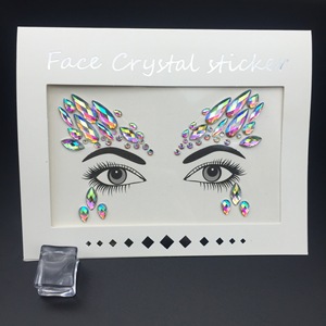 Adesivi in Cristallo Personalizzati per Viso e Corpo, Ideali per Festival Musicali e Feste di Carnevale, Colore Bianco - Product Image 4