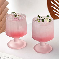 Gobelet à cocktail givré de beauté de qualité supérieure jus rose côtelé flûte à champagne verre à vin à manche court