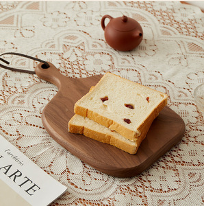 Bandeja de Servir Premium em Nogueira Preta Sólida, Tábua de Corte de Madeira com Formato Irregular, Grão de Madeira, 1,5cm de Espessura, Tábua Decorativa para Charcutaria - Product Image 4