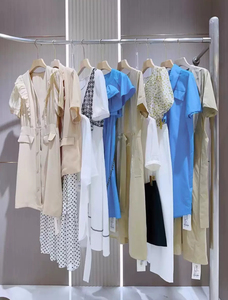 Vêtements d'occasion en gros, super réduction, usine, vêtements d'occasion mélangés, balles de vêtements de marque américaine, vêtements d'occasion en balles - Product Image 1