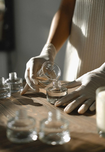 Perfume en Bruma <span class=keywords><strong>para</strong></span> <span class=keywords><strong>Mujer</strong></span> con Aroma a Limón y Notas Amaderadas, 100 ml, Spray Corporal Ecológico con Aroma Ámbar, Eau de Toilette <span class=keywords><strong>para</strong></span> Uso Diario - Product Image 5