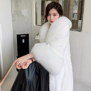 2025 di moda invernale Plus Size <span class=keywords><strong>Trench</strong></span> in pelliccia di visone finto cappotto lungo con risvolto in pelliccia e polsino giacca in pelliccia per <span class=keywords><strong>donna</strong></span> cappotto invernale - Product Image 2