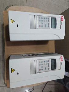 ACS800-01-0016-5 ACS8000100165 ไดรฟ์ปรับความถี่แบบแปรผัน สามเฟส 380-500V 16kW สำหรับ PLC - Product Image 1