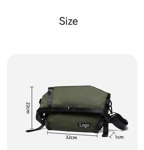 Sac à bandoulière en nylon imperméable de créateur de mode pour hommes, sac à bandoulière de messager de couple sac plat pour la ville décontractée - Product Image 3