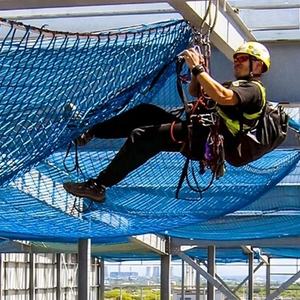 <span class=keywords><strong>Red</strong></span> <span class=keywords><strong>de</strong></span> <span class=keywords><strong>seguridad</strong></span> <span class=keywords><strong>de</strong></span> protección contra caídas <span class=keywords><strong>de</strong></span> trabajo <span class=keywords><strong>de</strong></span> altura <span class=keywords><strong>de</strong></span> 5*5cm <span class=keywords><strong>de</strong></span> PP personalizada - Product Image 2