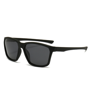 Wholesale Unisex Sports UV400 Polarized Fashion Mirrored Custom Logo Plastic <b>Sunglasses</b> 2022 in 10 Colors - Product Image 3