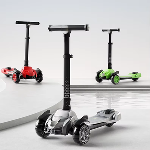 Patinete Plegable de Aleación de Aluminio y Plástico para Niños de 2 Años, Bicicleta de <span class=keywords><strong>Pedales</strong></span> de Tres Ruedas, Ruedas Silenciosas, Plegado con un Botón, Luz Incluida - Product Image 5