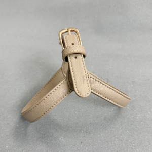 طقم طوق وحزام فاخر للكلاب من الجلد الصناعي الناعم قابل للتعديل للكلاب الصغيرة والجراء - Product Image 3