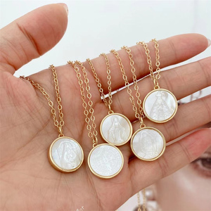 Collar Religioso <span class=keywords><strong>de</strong></span> la Virgen María con Concha Redonda Minimalista, Chapado en Oro <span class=keywords><strong>de</strong></span> 18K, Resistente al Deslustre, Regalo para el Día <span class=keywords><strong>de</strong></span> la Madre - Product Image 1