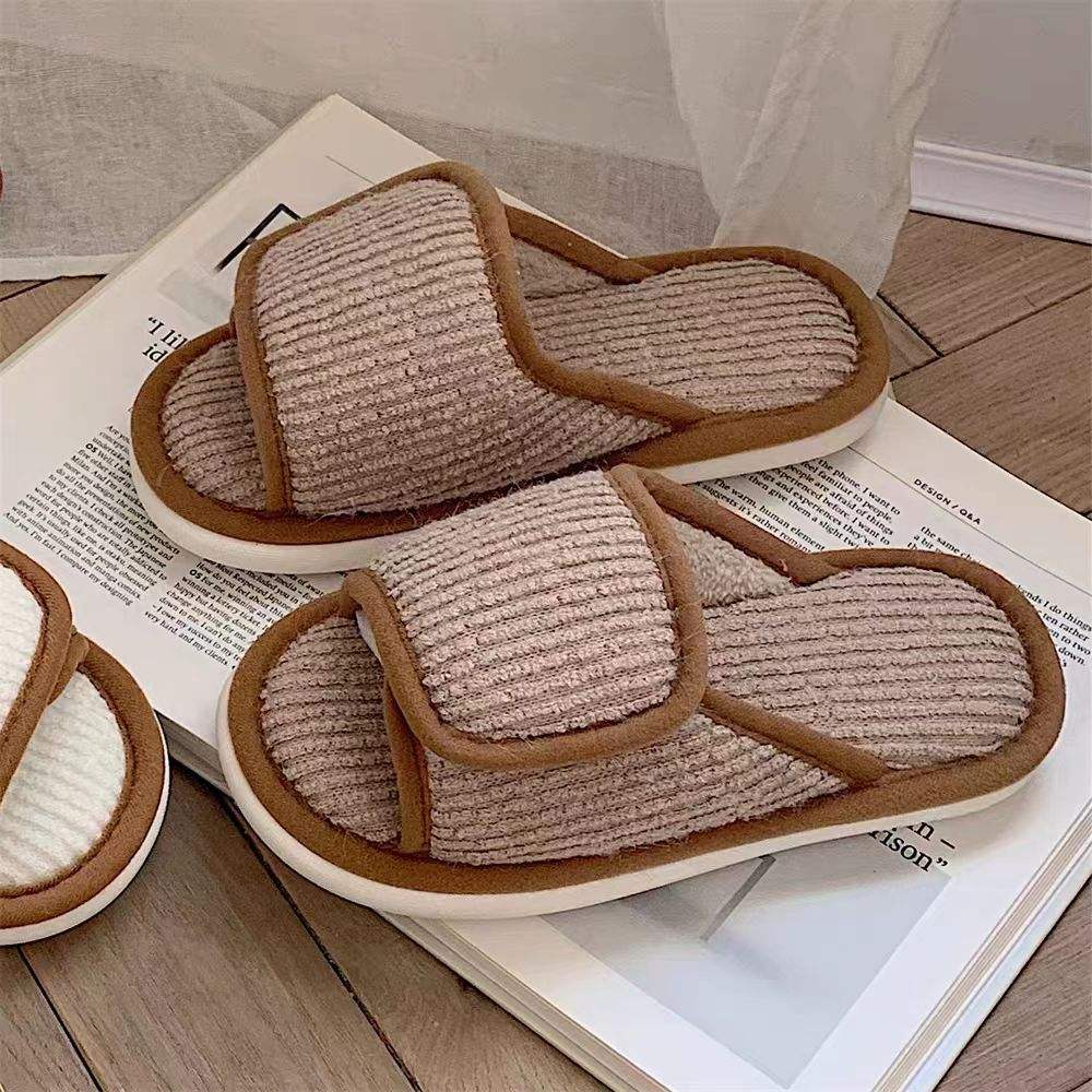 New Cute Panda Plush Thick Warm slippers for Women's Winter Indoor Home Anti slip Cotton slippers with Toe Caps and Ins Style