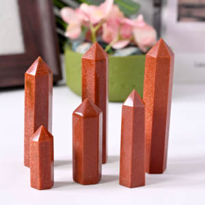 Tour en pierre de grès dorée, pointe de cristal, pierre de guérison, ornement Feng Shui pour la décoration de la maison et du bureau, vente en gros - Product Image 2