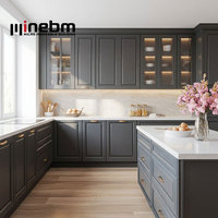 Armoires de cuisine en bois de style américain, ensemble d'armoires de cuisine Shaker personnalisées avec garde-manger pour la maison