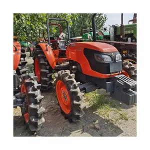 Giappone Kubota M704K 70 HP trattore 4x4 trattore compatto escavatore caricatore anteriore