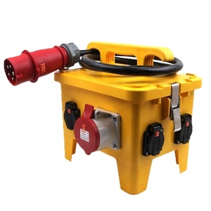 Quadro di Distribuzione Elettrica Industriale IP67 a 8 Prese, 3 Fasi, Impermeabile, 220V 38A, Montaggio a Parete o Portatile - Product Image 1