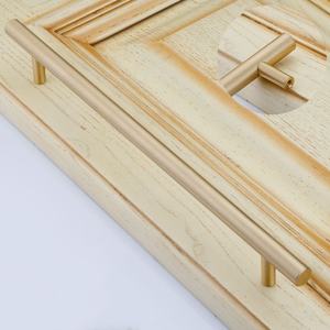 Armoire de cuisine noire dorée à longue poignée en laiton Offre Spéciale armoire de meubles à tirer réglable en cuivre antique - Product Image 5