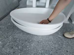 Lavabo <span class=keywords><strong>de</strong></span> salle <span class=keywords><strong>de</strong></span> bain moderne <span class=keywords><strong>haut</strong></span> <span class=keywords><strong>de</strong></span> <span class=keywords><strong>gamme</strong></span> en céramique colorée avec drain intégré, disponible en plusieurs couleurs pour lavabo <span class=keywords><strong>de</strong></span> toilettes - Product Image 1