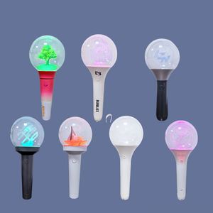 ไฟเชียร์แฟนคลับอย่างเป็นทางการ พลาสติก RGB เปลี่ยนสีได้ สำหรับ K-Pop J-Pop ดาราดัง โลโก้สั่งทำได้  แท่งไฟคอนเสิร์ต ขายส่ง กระบองเชียร์ - Product Image 1