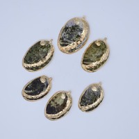 Pendentif de collier en coquillage naturel, coquille de conque électroplaquée, bijoux en coquille d'ormeau à bord doré en gros