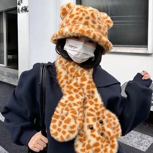 Syh1051 Tùy Chỉnh Dễ Thương Little <span class=keywords><strong>Tiger</strong></span> Sang Trọng Tai Ngư Dân <span class=keywords><strong>Hat</strong></span> Cho Phụ Nữ Mùa Đông Cổ Ấm Hơn Phim Hoạt Hình Cổ Khăn Hai Mảnh Thiết Lập - Product Image 3