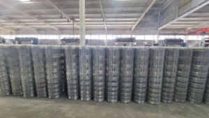 Bán Buôn Mạ Kẽm Dây Lưới Hàng Rào Cho Gia Súc Cừu Hươu Lĩnh Vực Phổ Biến Đồng Cỏ Hàng Rào Cắt Uốn Hàn Cho Các Trang Trại - Product Image 4