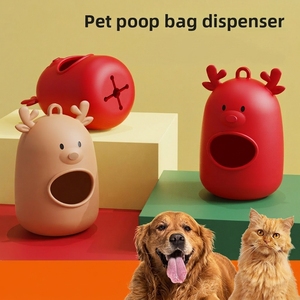 Dispensador de Bolsas para Excrementos de Perro de Silicona con Diseño de Alce de Dibujos Animados, Soporte Colgante Conveniente para Bolsas de Desechos de Mascotas, Regalos Navideños - Product Image 1