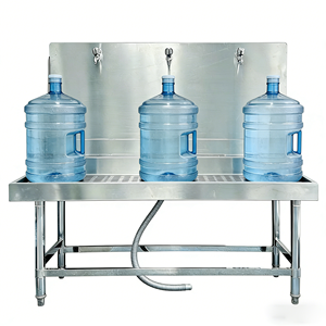 Machine de remplissage semi-automatique <span class=keywords><strong>à</strong></span> trois robinets pour bouteilles d'eau en plastique de 3 et 5 gallons - Product Image 3