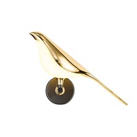 Applique murale LED moderne au design postmoderne, plaqué or, motif oiseau, pour couloir, escalier et chambre à coucher, luminaire décoratif en métal