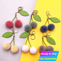 Porte-clés en peluche cerise personnalisé en gros, pompon, boule de fourrure, breloque de sac, accessoire fruitier Kawaii, jouet en peluche, pendentif esthétique, cadeau