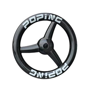 Ruota a Tre Razze in Fibra di Carbonio per Ciclismo su Cronometro - Product Image 1