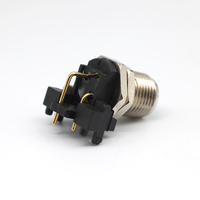 Conectores Codificados M12 para Montaje en Panel Dongguan, Arnés de 2 Pines, IP67/IP68, Resistentes al Agua, Contacto de Cobre, Clasificación 10A/6A, Longitud Personalizada