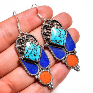 Fabricant en gros de magnifiques boucles d'oreilles en argent tibétain faites à la main en Inde - Product Image 2