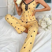 Set Piyama dan Celana Bermotif Tema Cinta Terlaris untuk Wanita, Cocok untuk Dipakai di Rumah, Desain Sederhana