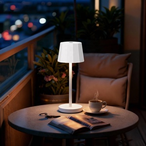 <span class=keywords><strong>Lampada</strong></span> <span class=keywords><strong>da</strong></span> <span class=keywords><strong>Tavolo</strong></span> Moderna Nordica in Ferro con LED, Controllo Touch, <span class=keywords><strong>Ricaricabile</strong></span> DC, Flessibile, <span class=keywords><strong>Senza</strong></span> <span class=keywords><strong>Fili</strong></span>, Dimmerabile, Luce Diurna 6000K per Ristoranti - Product Image 5
