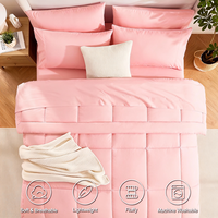Set Sprei Quilted Pink Modern Mewah 7-Piece Baru Diluncurkan, Set Tempat Tidur yang Dapat Disesuaikan, Cocok untuk Semua Musim