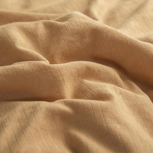 Ensembles de <span class=keywords><strong>couette</strong></span> en satin de coton coloré en gros housse de <span class=keywords><strong>couette</strong></span> en <span class=keywords><strong>plumes</strong></span> rembourrées de soie technologie de fabrication matelassée - Product Image 3
