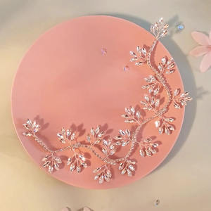 Couronnes de mariée personnalisées de style forêt, branche de feuille, couronnes de mariée artisanales, fleurs en strass ondulées, diadèmes polyvalents, couronnes de <span class=keywords><strong>demoiselle</strong></span> <span class=keywords><strong>d</strong></span>'<span class=keywords><strong>honneur</strong></span> pour mariage - Product Image 1