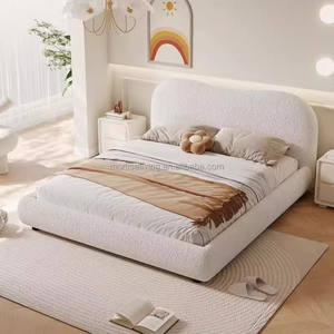 Letto Matrimoniale Lussuoso in Stile Crema Francese con Struttura in Legno di Pino, Rivestimento in Tessuto e Cuscino a Nuvola in Pelliccia di Agnello Bianco per Camera da Letto di Ragazze - Product Image 2