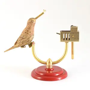 Neuheiten einzigartiges Modedesign Messing Kerosin Feuerzeug Vogel automatische Zündung Kunst Dekor Sammlung Souvenir Geschenk Feuerzeuge