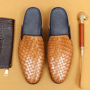 Sandales d'été pour hommes en cuir véritable, tissées à la main, style décontracté et professionnel, sandales de luxe en cuir de créateur, élégantes - Product Image 3