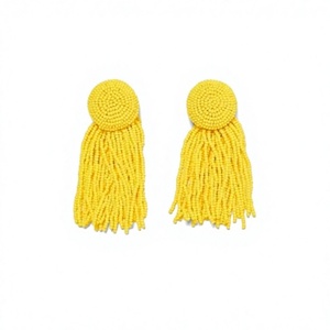 Boucles d'oreilles pendantes à pampilles jaunes perlées, design bohème pour femme, bijoux de fête, clous d'oreilles en résine acrylique, boucles d'oreilles tendance pour anniversaire femme - Product Image 1