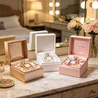 Boîte cadeau magnétique de luxe personnalisée pour parfum avec insert en mousse EVA, logo personnalisé disponible en différentes tailles pour la vente en gros dans les centres commerciaux