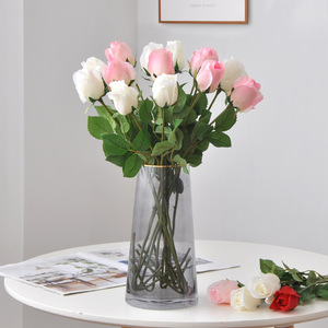 H- 050 CALLA rosas de tacto real ramo de rosas de terciopelo artificial ramo de rosas de tacto real decoración de la boda - Product Image 1