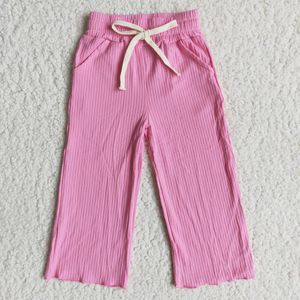 Conjunto de Ropa Infantil de Dos Piezas de Algodón y Elastano Rosa Intenso, Ecológico y de Alta Calidad, para Primavera/Verano - Product Image 1