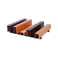 Design moderne Nouveau Plafond Intérieur Métal Aluminium Laten Bandes de Bois avec Carreaux Carrés Imperméable Insonorisé et Ignifuge