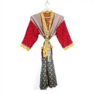 Kimono Japonés de Seda Vintage Elegante Hecho a Mano, Túnica Larga Bohemia para Mujer, Cubre Traje de Baño, Transpirable y Suave - Product Image 1