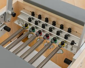 Equipo de Pilates Versátil LUMINE: Torre de Trapecio Medio con Logotipo Personalizado, Trapecio Medio para Entrenamiento de Cuerpo Completo en Climas Húmedos - Product Image 4